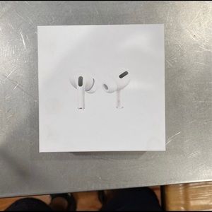 Dont really use them anymore so I’m selling them.